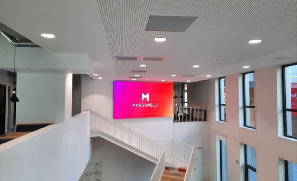Mur d'écran au siège de Mobivia